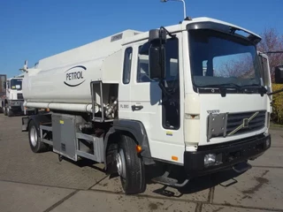 Volvo 240 FL 220PK 12000 LITER STEELSPRINGS
