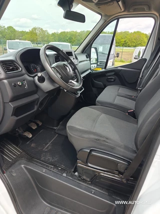 Renault Master 2020 - T35 2.3 dCi 135 L2H2 , Euro 6 , 1e Eig. Airco cruise , Apk mei 2027 , super Km , pracht bus. obrazek 11