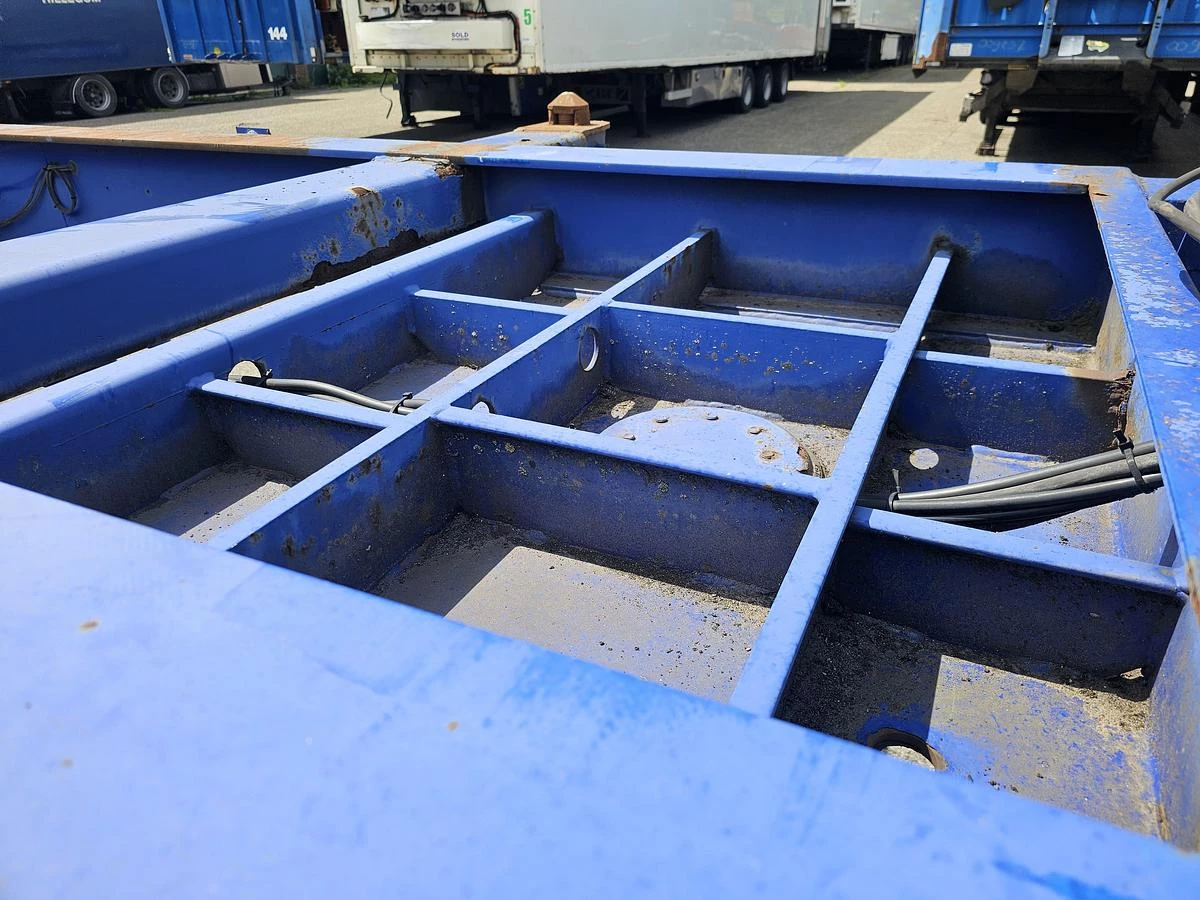 MKF METALLBAU CS 20 -20 FOOT- CONTAINER CHASSIS -HEAVY DUTY- BPW DRUM -STEEL SUSPENSION- GOOD QUALITY. 2006 obrázek 7
