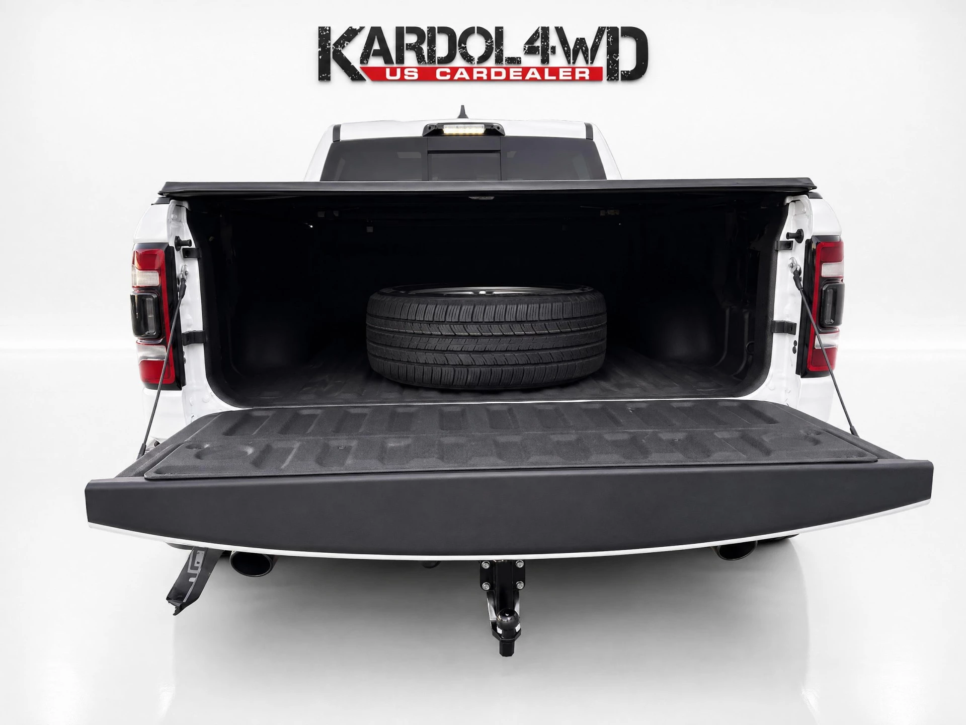 Dodge Ram 1500 2024 - 5.7 V8 4x4 Crew Cab Limited| BPM VRIJ! | Virtual cockpit | Head-up | Incl leren bedcover| Panorama | Incl. LPG en Trekhaak | Full options | Bild 6