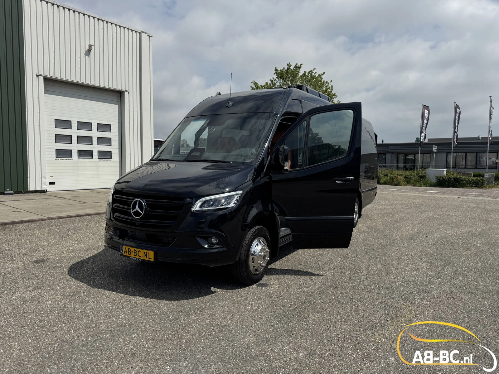 Mercedes-Benz 519 Storm, 21 Seats large luggage space, Euro 6 2026 Bild 10