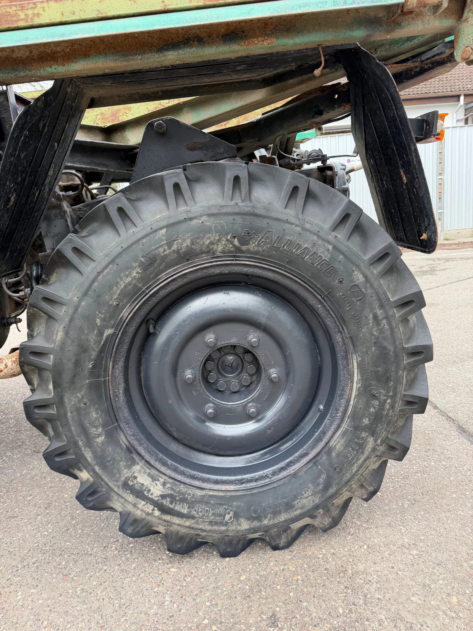 Mercedes-Benz Unimog - 403, Pritsche, Kipper, 72 PS, voll funktionsfähig! afbeelding 16