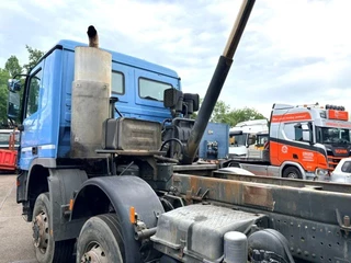 Mercedes-Benz Actros 2005 - 4141 AK 8x8 MEILLER KIPPER (13.000 KG. AXLES / ZF16 MANUAL GEARBOX / FULL STEEL SUSPENSION / REDUCTION AXLES / ETC.) bild 7