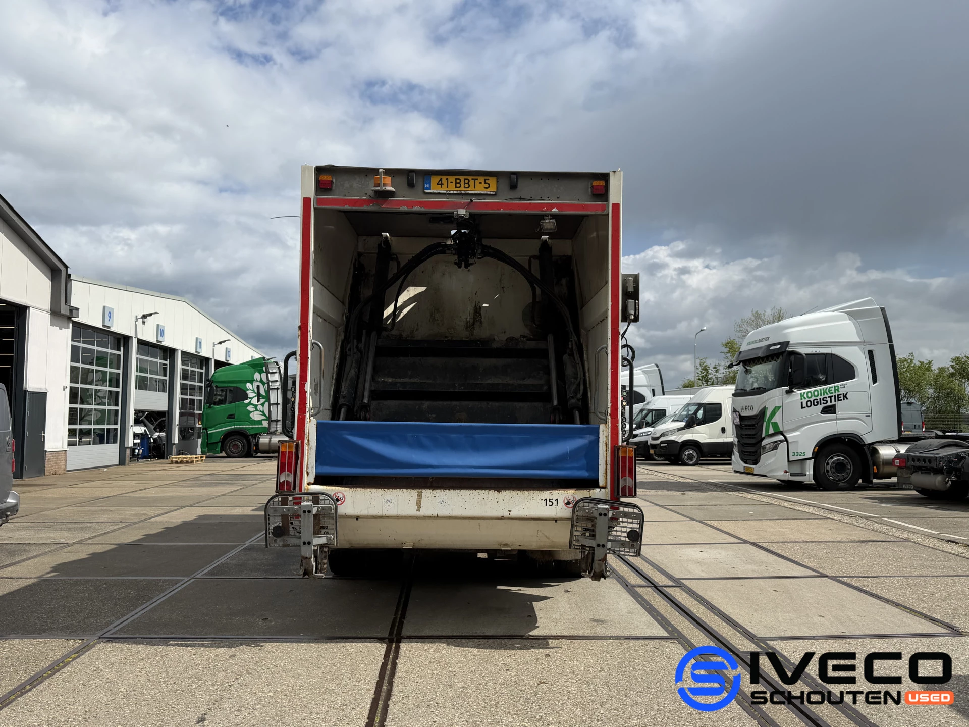 Iveco Stralis 2013 - 270 CNG • Vuilniswagen image 13