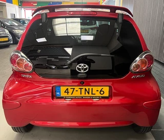 Toyota Aygo 2012 - 1.0-12V Dynamic Navigator - 1e Eigenaar - NAP - NAV - Airco. bild 8