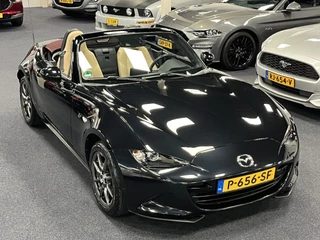 Mazda MX-5 2018 - ND Roadster 1.5 SkyActiv-G 131PK Sakura Limited Bose Leder PDC Apple CarPlay bild 3