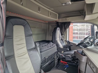 Volvo FH 2018 - 13.540 6x2 - HIAB Hooklift 21T - Retarder - 4.60 WB - Full air obrazek 25