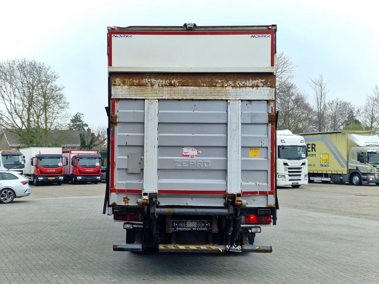 Iveco Stralis 2012 - 360 - 4x2 - Box with sidedoors - Loadlift - Euro 5 - Full air image 7