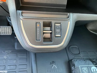 Peugeot e-Expert 2026 - 100% elektrisch kippende zijlader obrazek 17
