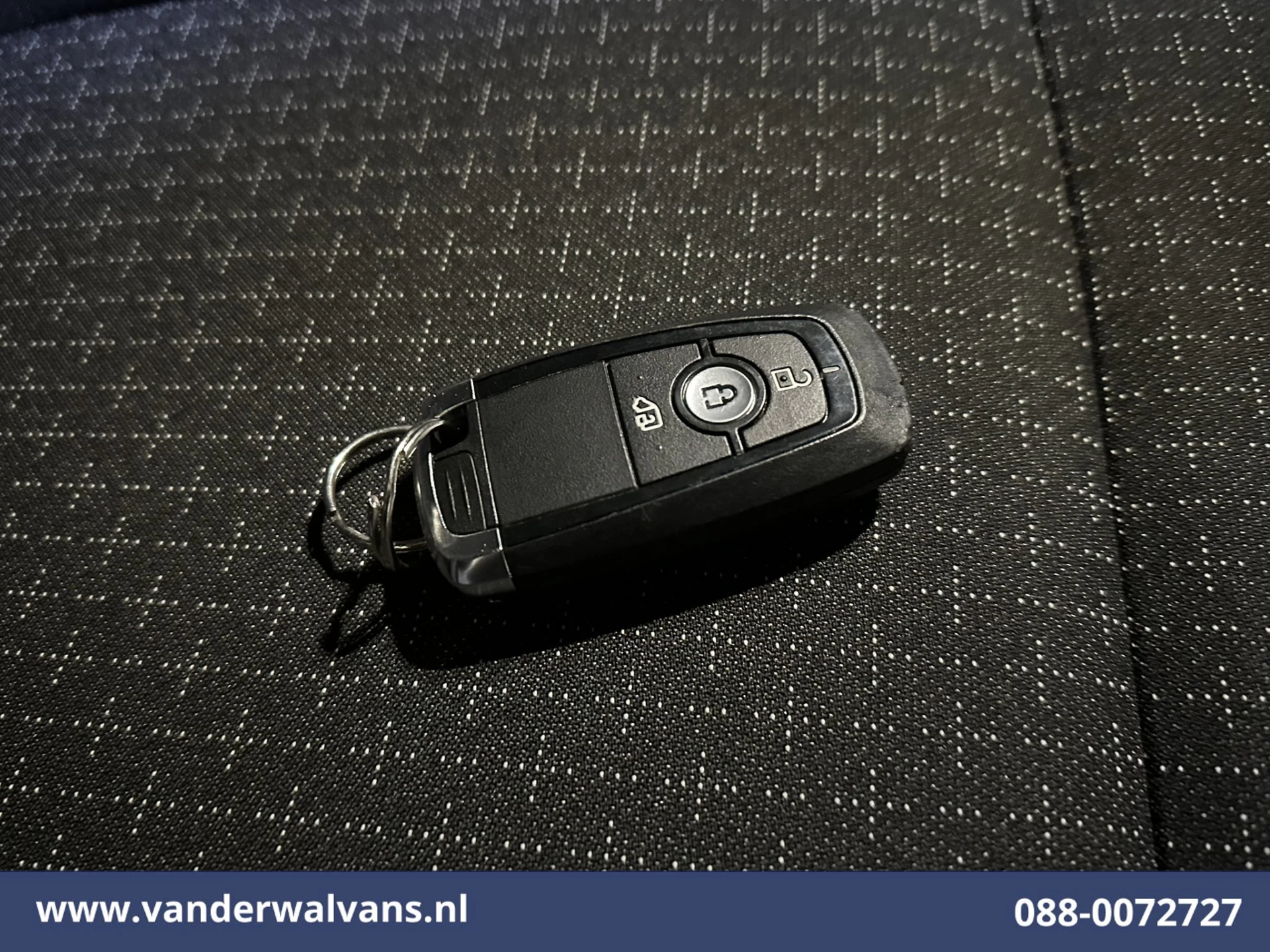 Ford Transit Custom 2024 - 2.0 TDCI 111pk L1H1 Euro6 Airco | Camera | LED | Apple Carplay | Cruisecontrol zdjęcie 20