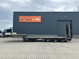 Broshuis N/A 2017 - 3ABSD Lowloader 3-axle / GVW: 59.000kg / Neck: 23.000kg / hydraulic steering + ramps + loading table / 4.60m extendable / winch / liftaxle image 4