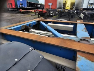 Van Hool 3B2018- 40 FOOT 2 X 20 FOOT CONTAINER CHASSIS, MB DISC. TUV APK 07-11-2026 2007 - N/A zdjecie 18