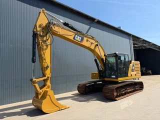 Cat 2019 - 320 07B на продажу