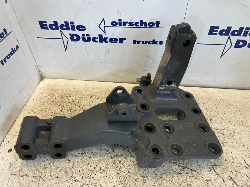 DAF - 1892364 CABINESTEUN RECHTSACHTER afbeelding 1