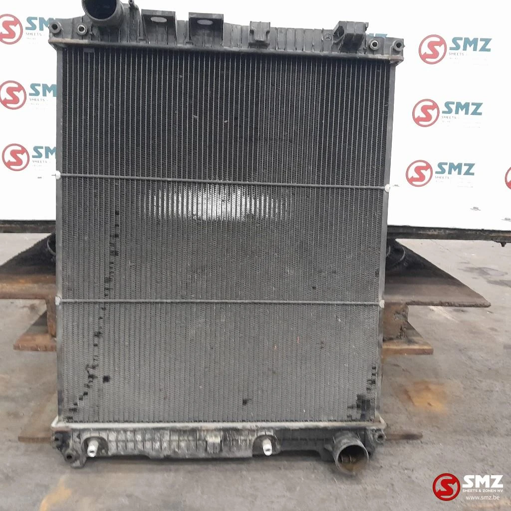 Mercedes-Benz 1992 - Occ radiator Mercedes afbeelding 1