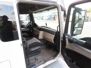 MAN TGX - 81600007919 Cabine XLX immagine 7