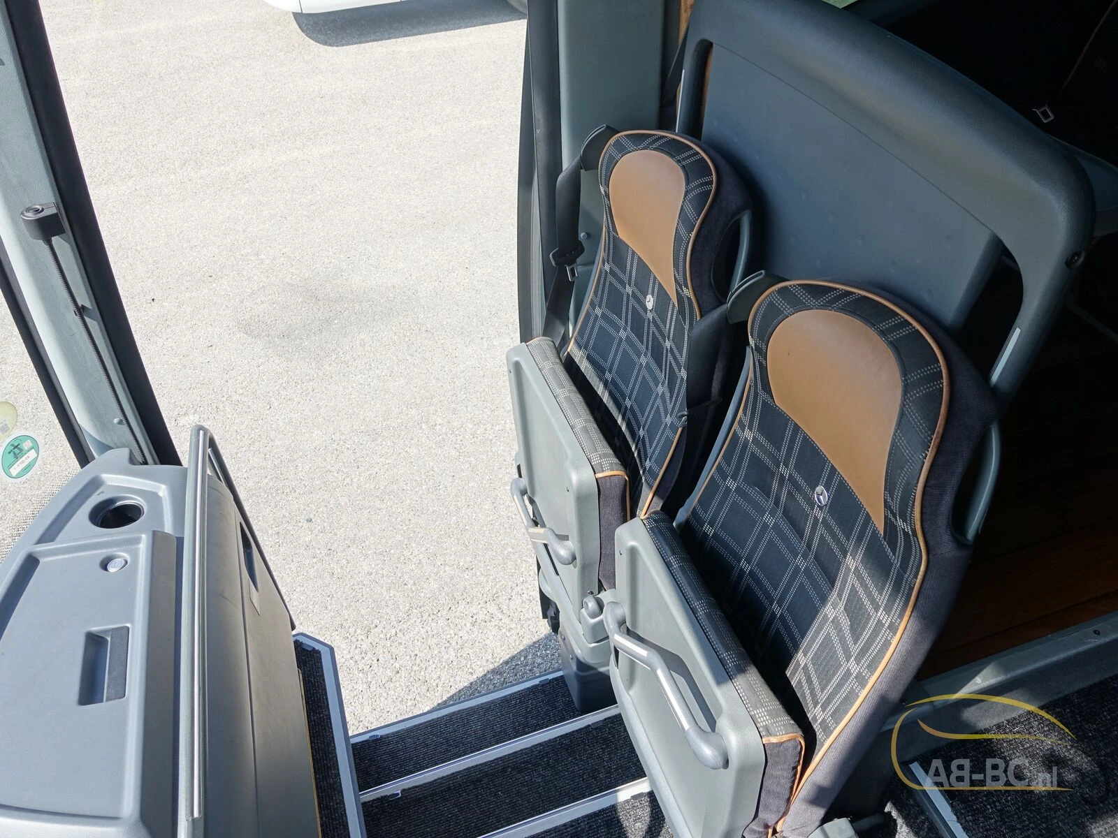 Mercedes-Benz Tourismo RHD-L, 62 Seats, Euro 6 2015 afbeelding 74