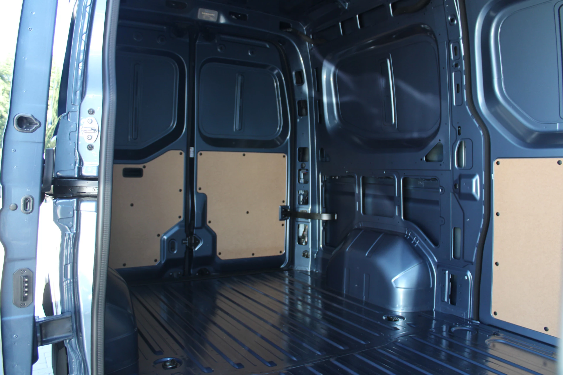 Renault Master 2024 - T35 2.0 dCi 170pk L2H2 Extra - 2x Schuifdeur - Navigatie - Blind Spot - Camera - Stoelverwarming - Verwarmde voorruit - Rijklaar obrázek 6