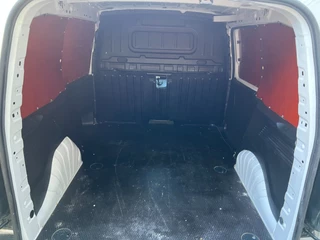 Opel Combo 2023 - 1.5 BlueHDi 100 S&S L1 immagine 9