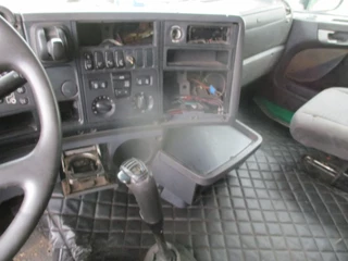 Scania R 2007 - R420 , 6x4 , Manual , Spring suspension bild 9