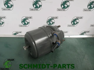 Renault 2017 - 7421283615 Rembooster na prodej