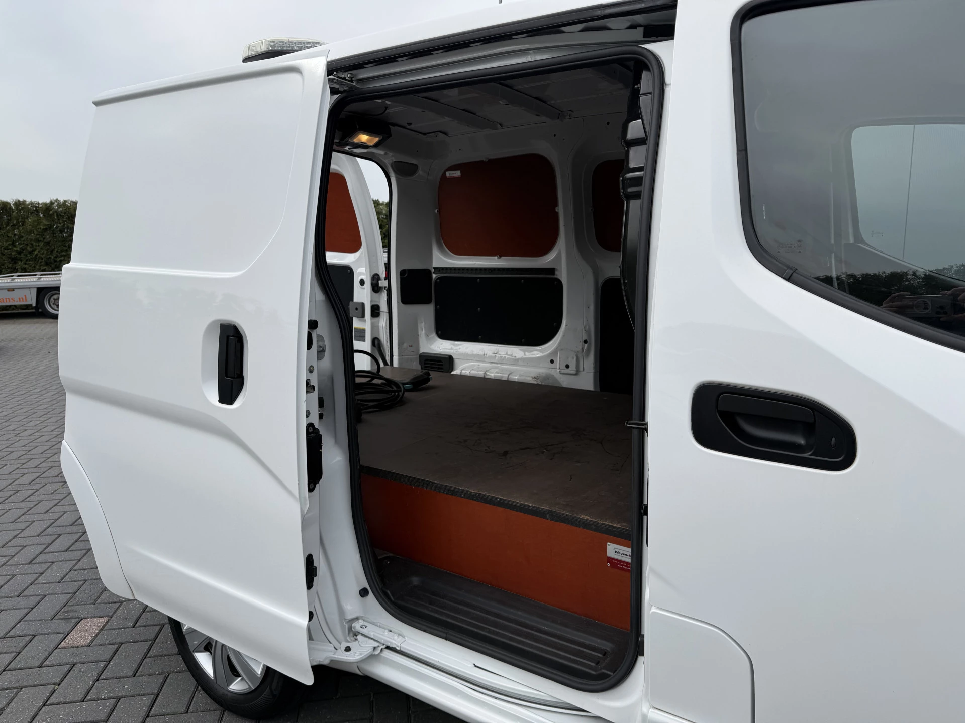 Nissan e-NV200 2020 - 40 kWh / FULL ELECTRIC / 1e EIG. / SOH 91% / 24.371 KM / AIRCO / CRUISE / CAMERA / INRICHTING obrázek 10