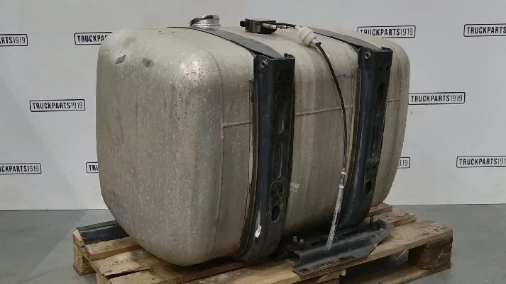 Mercedes-Benz - Fuel System Brandstoftank + steunen 390L afbeelding 2