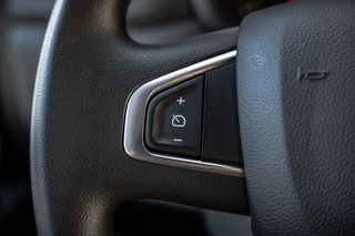 Renault Master 2023 - **2.3dCi | Bakwagen met Laadklep | LED | Carplay | Camera | Cruise** image 15