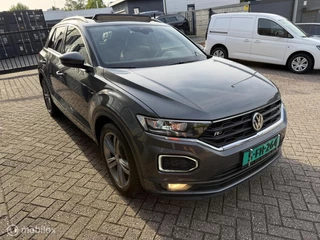 Volkswagen T-Roc 2018 - 2.0 TSI DSG 190 PK R-Line 4-Motion Pano obrazek 6
