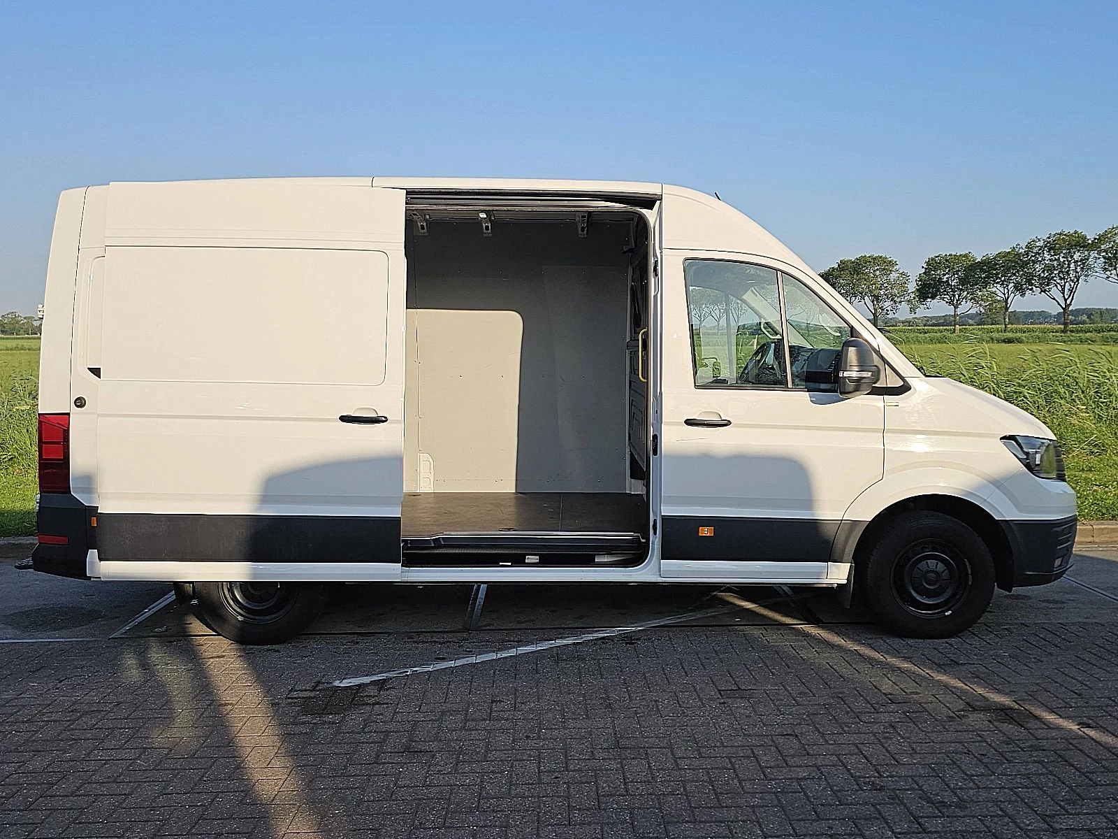 Volkswagen Crafter 2024 - 35 2.0 obrázek 14