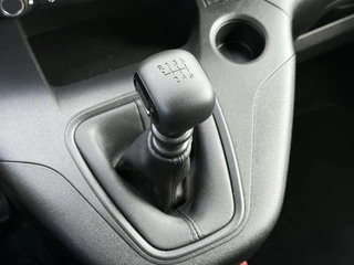 Peugeot Partner 2023 - 1.5 BlueHDi 102 PK / L1H1 / 1e EIG. / AIRCO / CRUISE / CARPLAY / SCHUIFDEUR / ZEER NETJES! obrazek 16