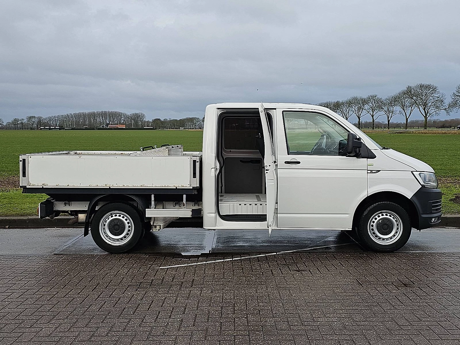 Volkswagen Transporter 2018 - 2.0 TDI immagine 12