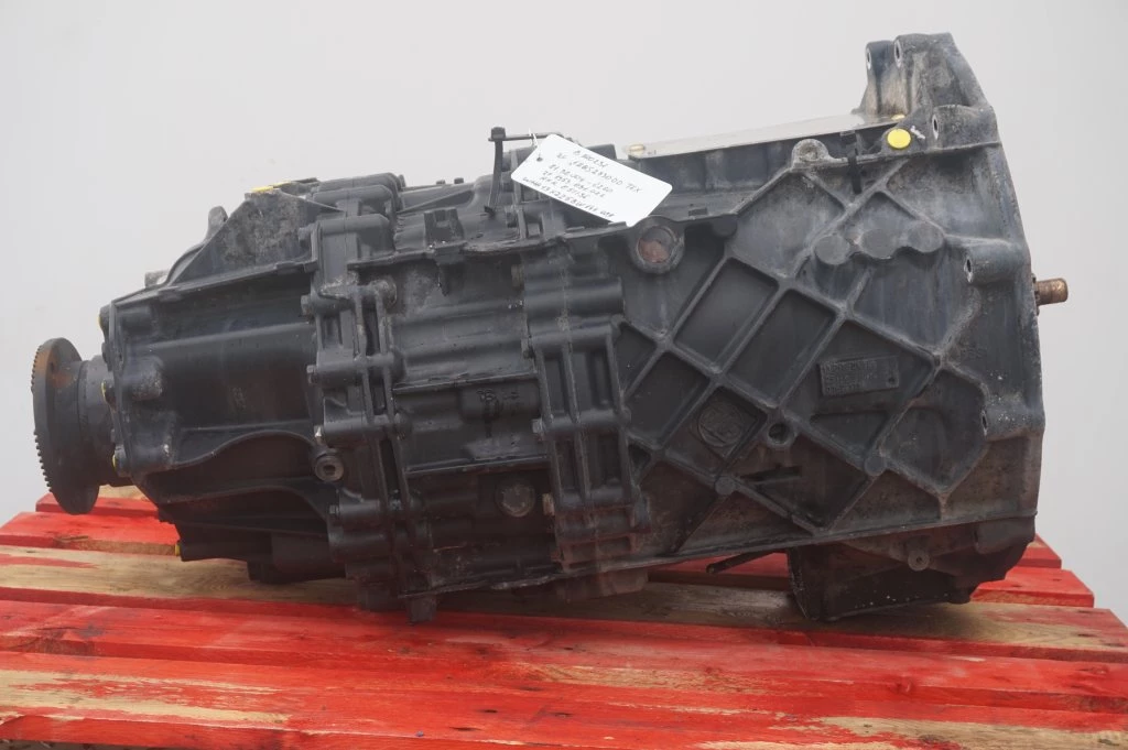 ZF 2010 - 12AS2330DD TGX immagine 3