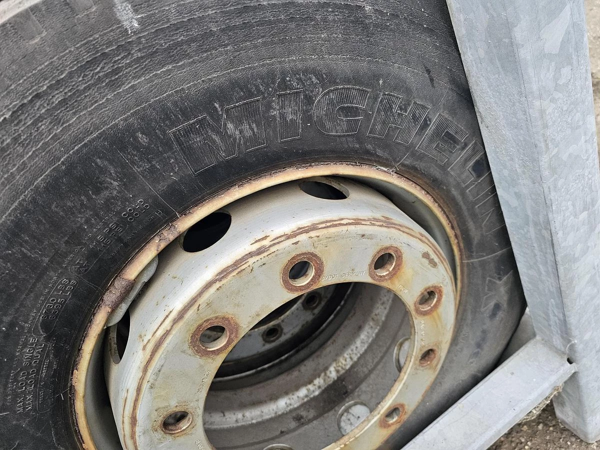 HANKOOK 305/70 R 19.5 2005 afbeelding 6
