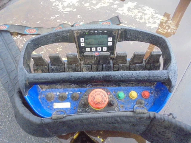 DAF 85 2012 - FAD 85-460 8X4 NL TRUCK imagem 26