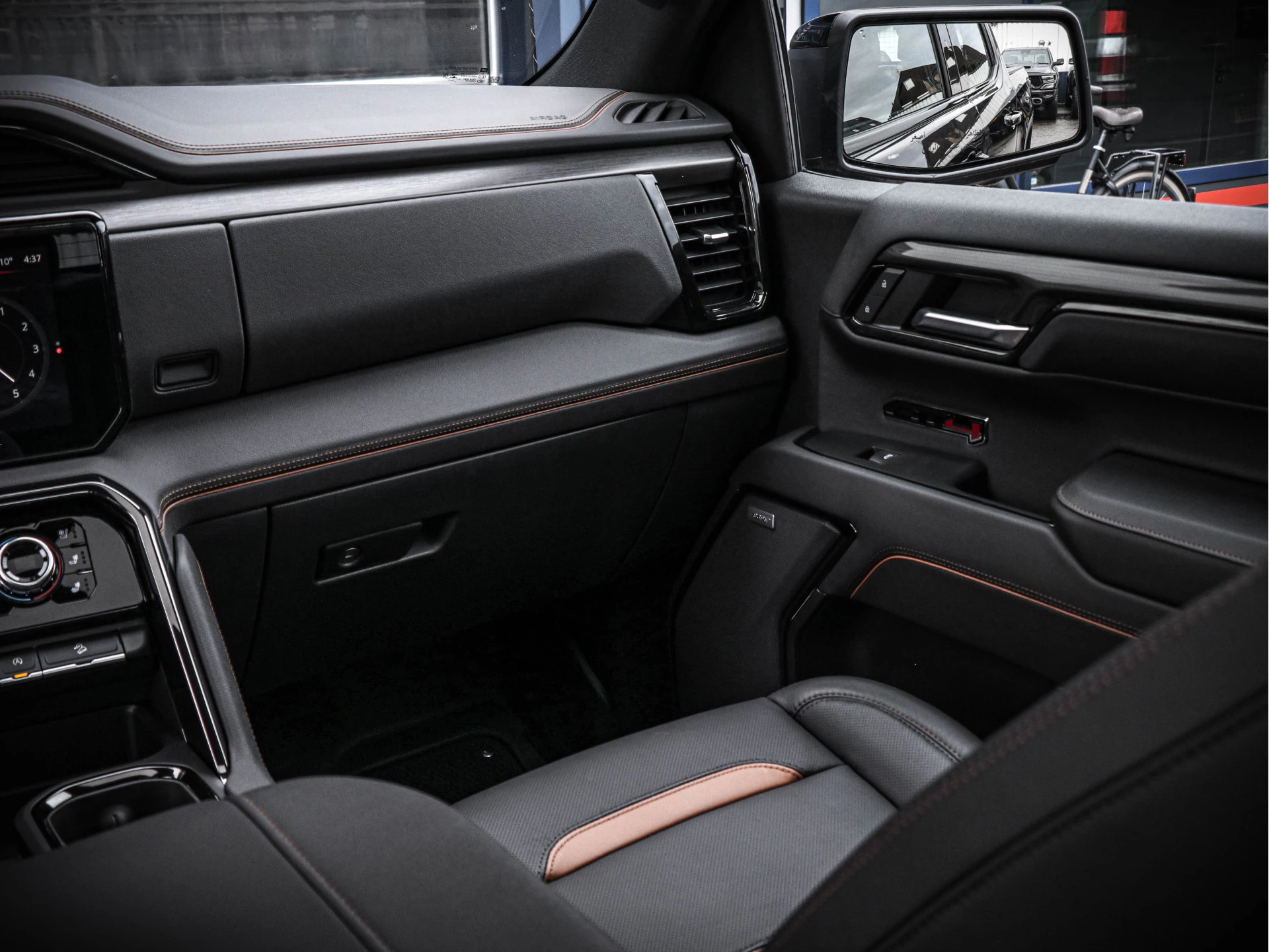 GMC Sierra 2024 - 1500 AT4 afbeelding 15