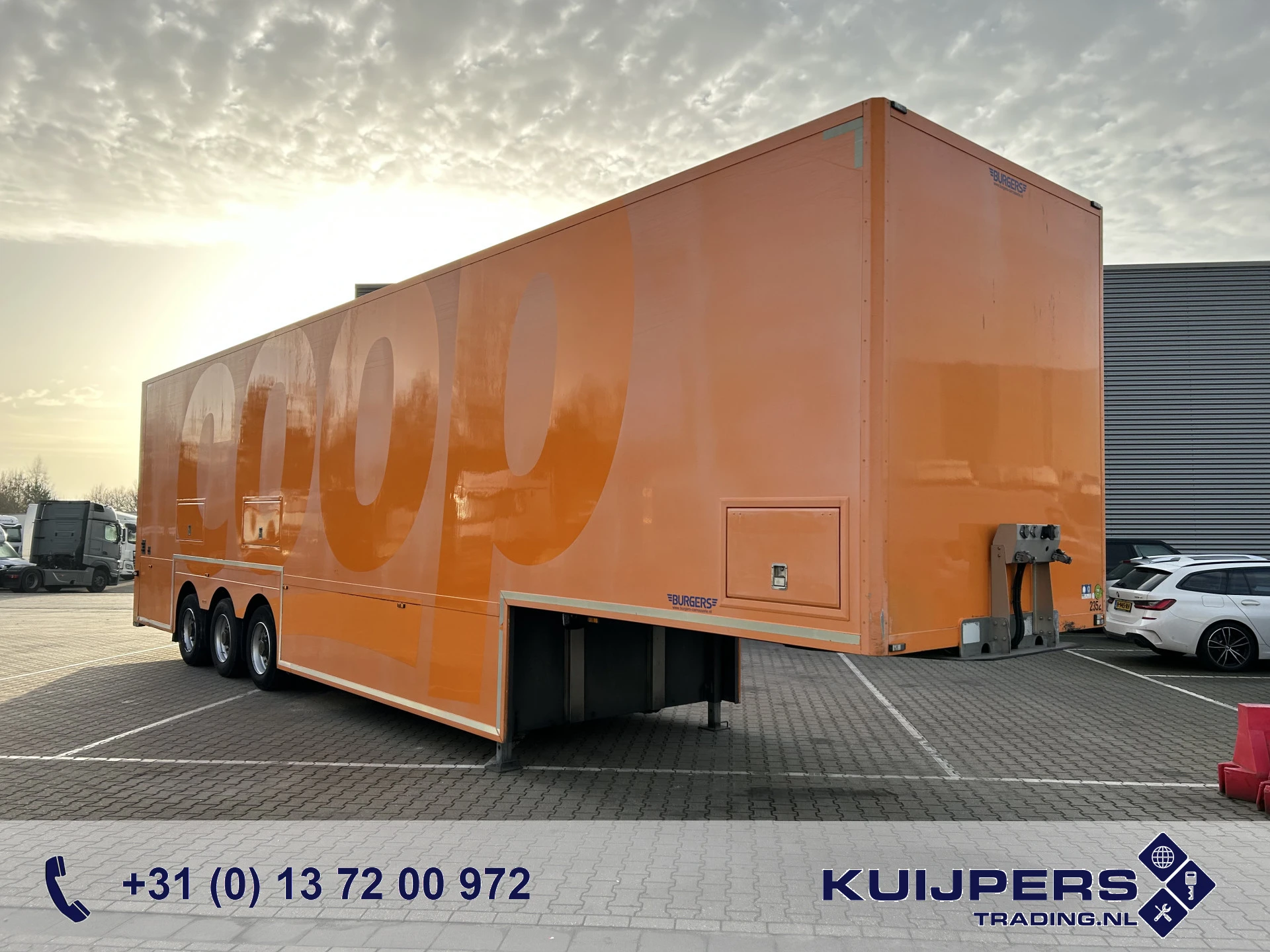 BURGERS 0 DGPL 2014 - / Double Stock / Race Trailer afbeelding 1