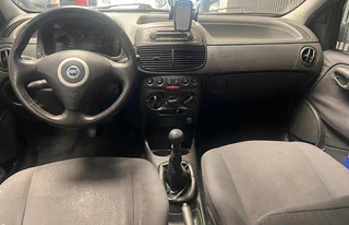 Fiat Punto 2005 - 1.4-16V Dynamic - Elektr.Ramen - Airco obrazek 3