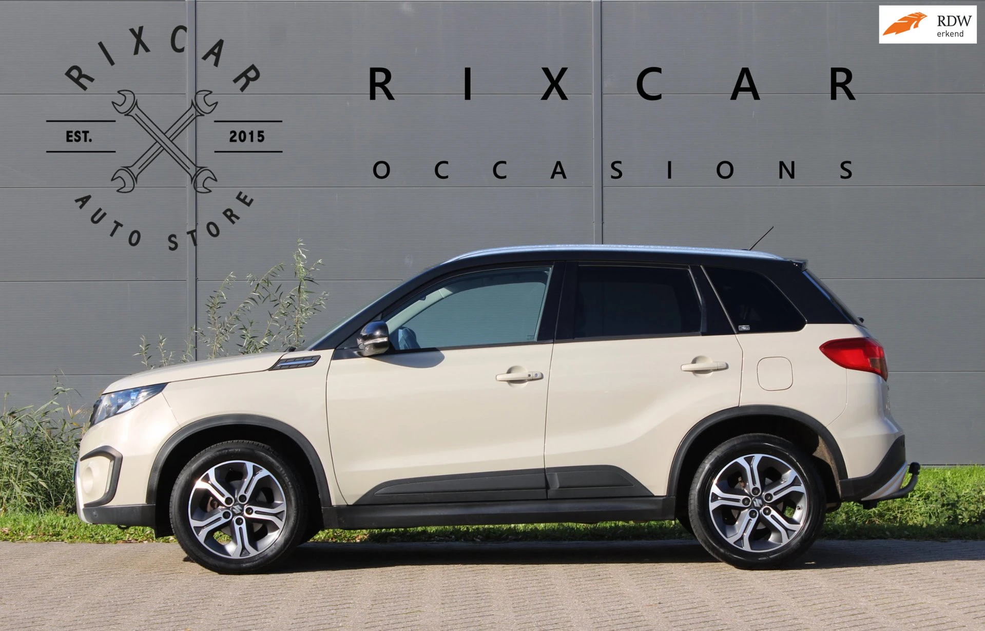 Suzuki Vitara 2015 - 1.6 Exclusive Panodak Carplay Trekhaak !!NIEUWBINNEN!! image 1