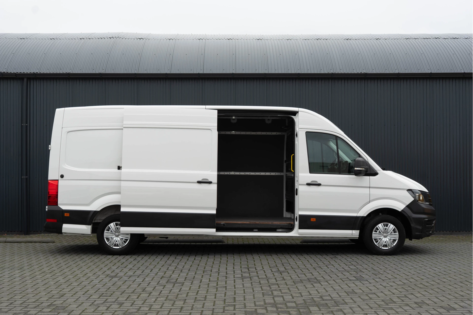 Volkswagen Crafter 2024 - 2.0 TDI L4H3 | Facelift | Automaat | Carplay | Camera | Cruise | Navi | Airco | PDC obrázek 7