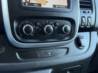 Renault Trafic 2020 - 2.0 dCi 145 PK / AUTOMAAT / L1H1 / 2x SCHUIFDEUR / SORTIMO INRICHTING / TREKHAAK / IMPERIAAL obrazek 18