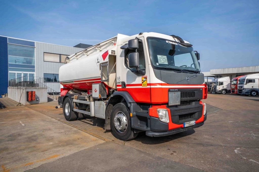 Volvo 2014 - FE 280 +MAGYAR 13.000L/5COMP. obrázek 7
