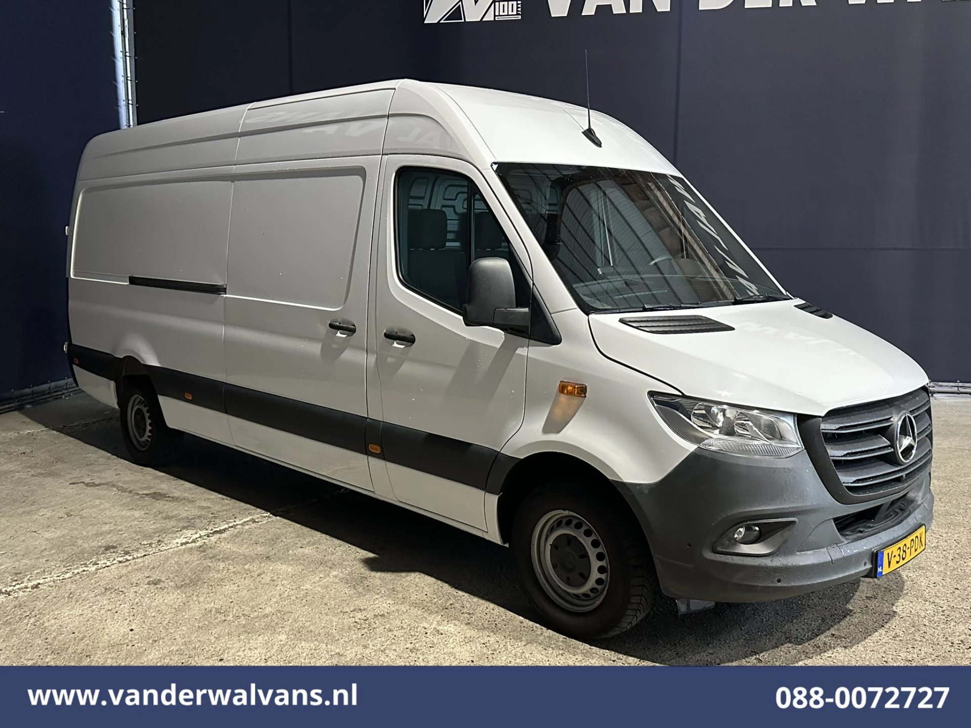 Mercedes-Benz Sprinter 2023 - 317 CDI 170pk L3H2 Euro6 Airco | 360 graden Camera | Navigatie | Apple Carplay | Cruisecontrol image 11