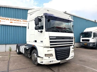 DAF XF 105.460 2012 - SPACECAB 4x2 (EURO 5 / AS-TRONIC / ZF-INTARDER / 870+430 LITER DIESELTANK / COMPLETE SPOILERSET ON CABIN / FRIDGE UNDER BED / ETC.) afbeelding 2 miniatuur