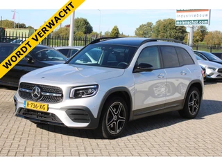Mercedes-Benz GLB 2023 - 200 163pk 7-PER AMG LINE NIGHT PANORAMADAK DISTRONIC SFEER HEAD-UP KEY-LESS GO 360-CAMERA te koop