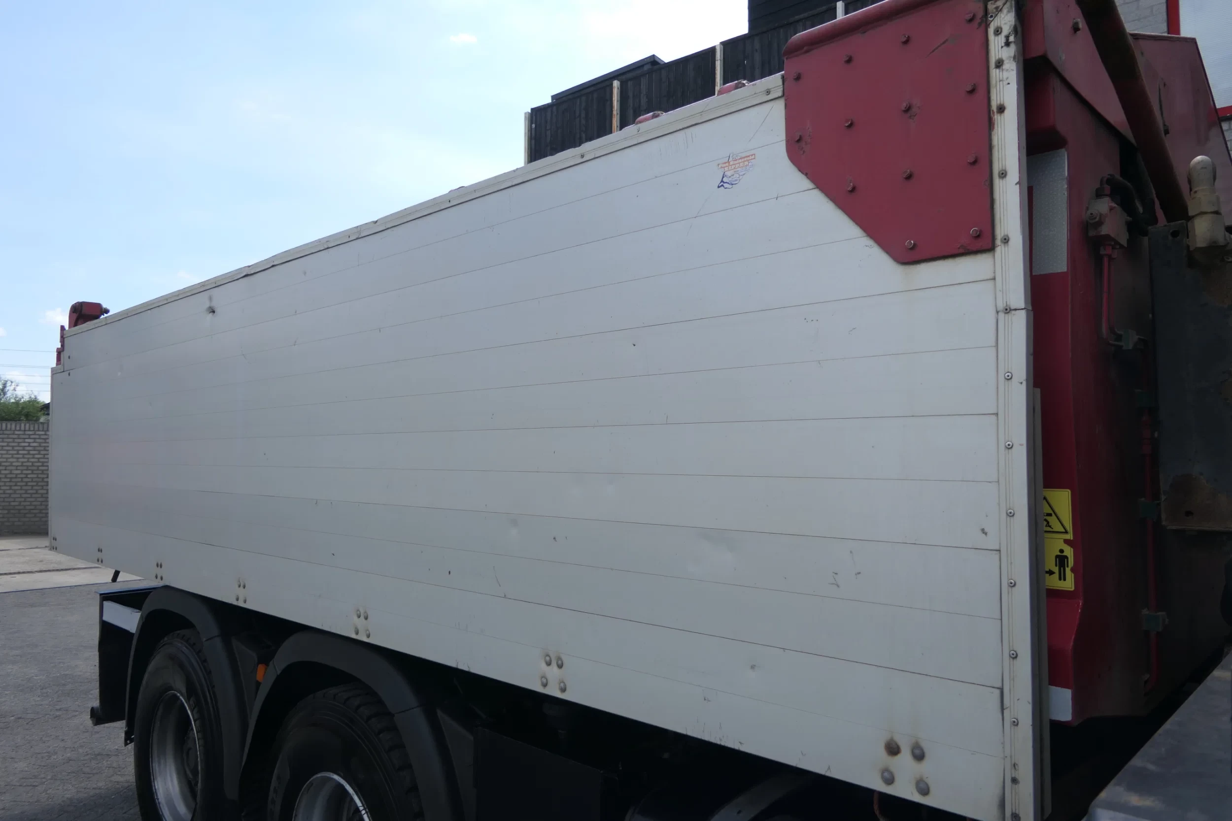 MAN TGS 2015 - 26.480 | 6X6 | 2 Side Tipper + Hydraulic dust cover | PALFINGER Q170Z84TI + Easy fold | 671711Km | 2015 | Smart Tacho 2 | Full Steel | Drum brakes | Trailer coupling | TUV/MOT/APK 02-2027 | NL-Truck afbeelding 11