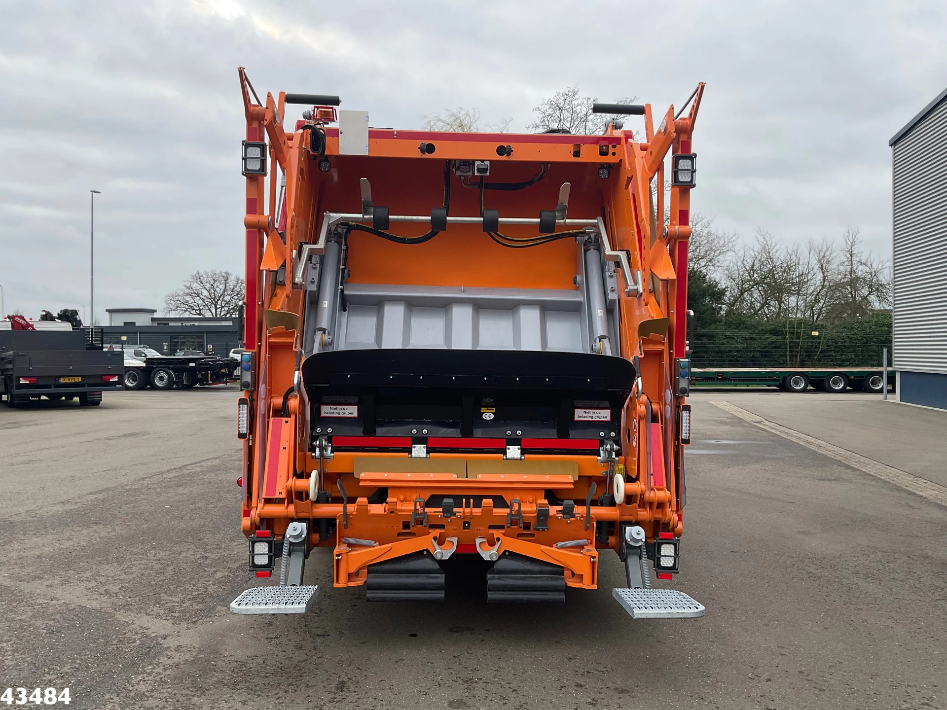 Mercedes-Benz Actros 2024 - 2533 Terberg RosRoca 23m³ Bild 8