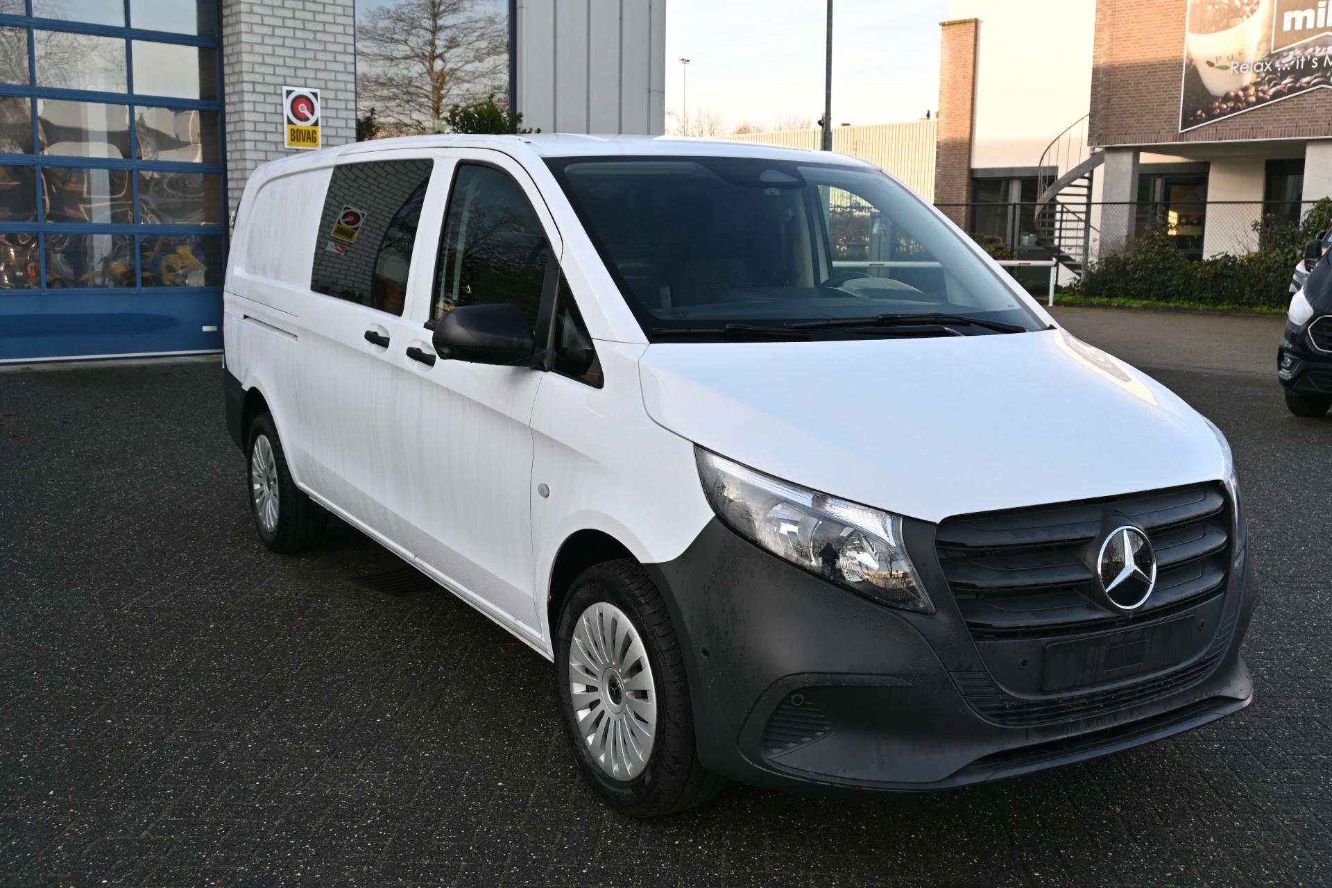 Mercedes-Benz Vito 2024 - 116 CDI 4x4 L3 Pro image 3