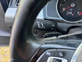 Volkswagen Passat 2015 - 1.8 TSI Highline DSG | Full Options | PANO zdjecie 22