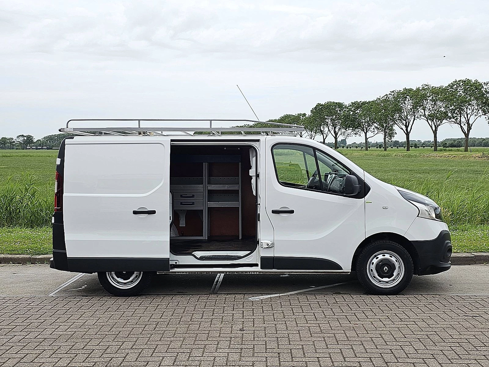 Renault Trafic 2019 - 1.6 DCI Bild 14